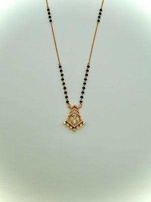 DIAMOND BLACK BEADS PENDANT